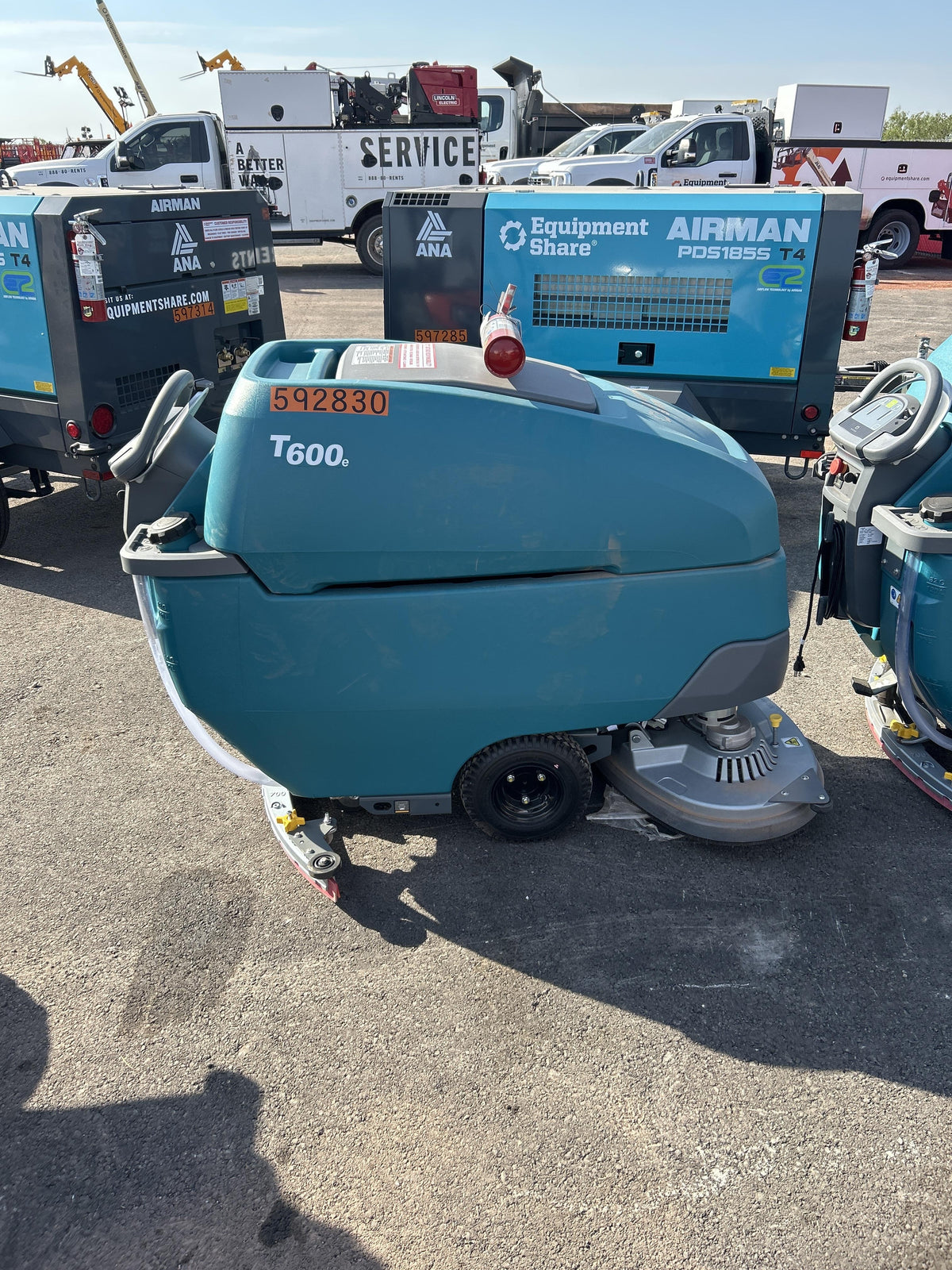 2025 TENNANT T600