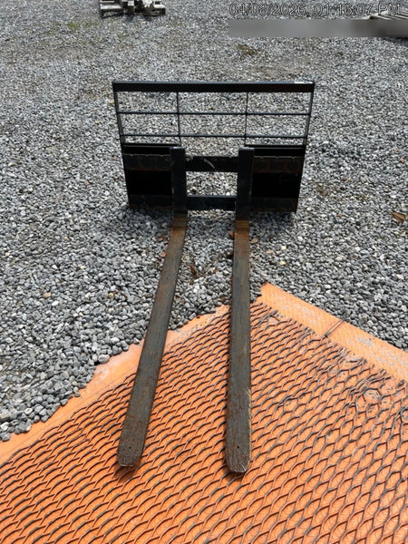 2025 ARROW MATERIAL HANDLING F5100CB - 72"