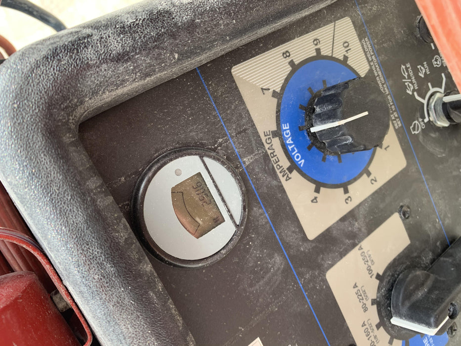 2019 Miller Electric BOBCAT 250 Standard w/Running Gear, Bracket, Hose