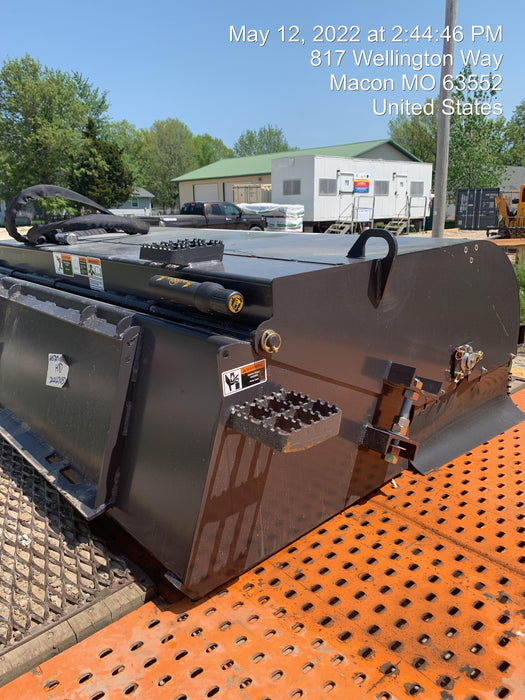 2022 PALADIN Sweepster SB72