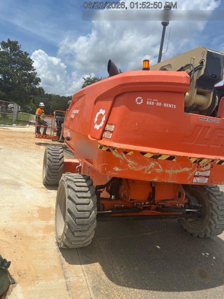 2022 JLG 660SJ