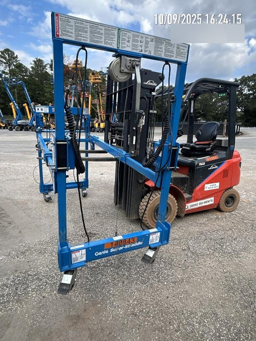 2021 GENIE SUPER STRADDLE