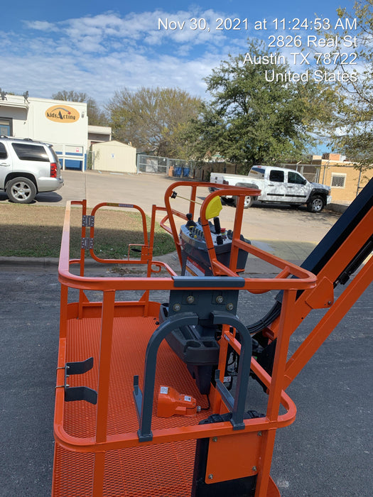 2021 JLG 600AJ
