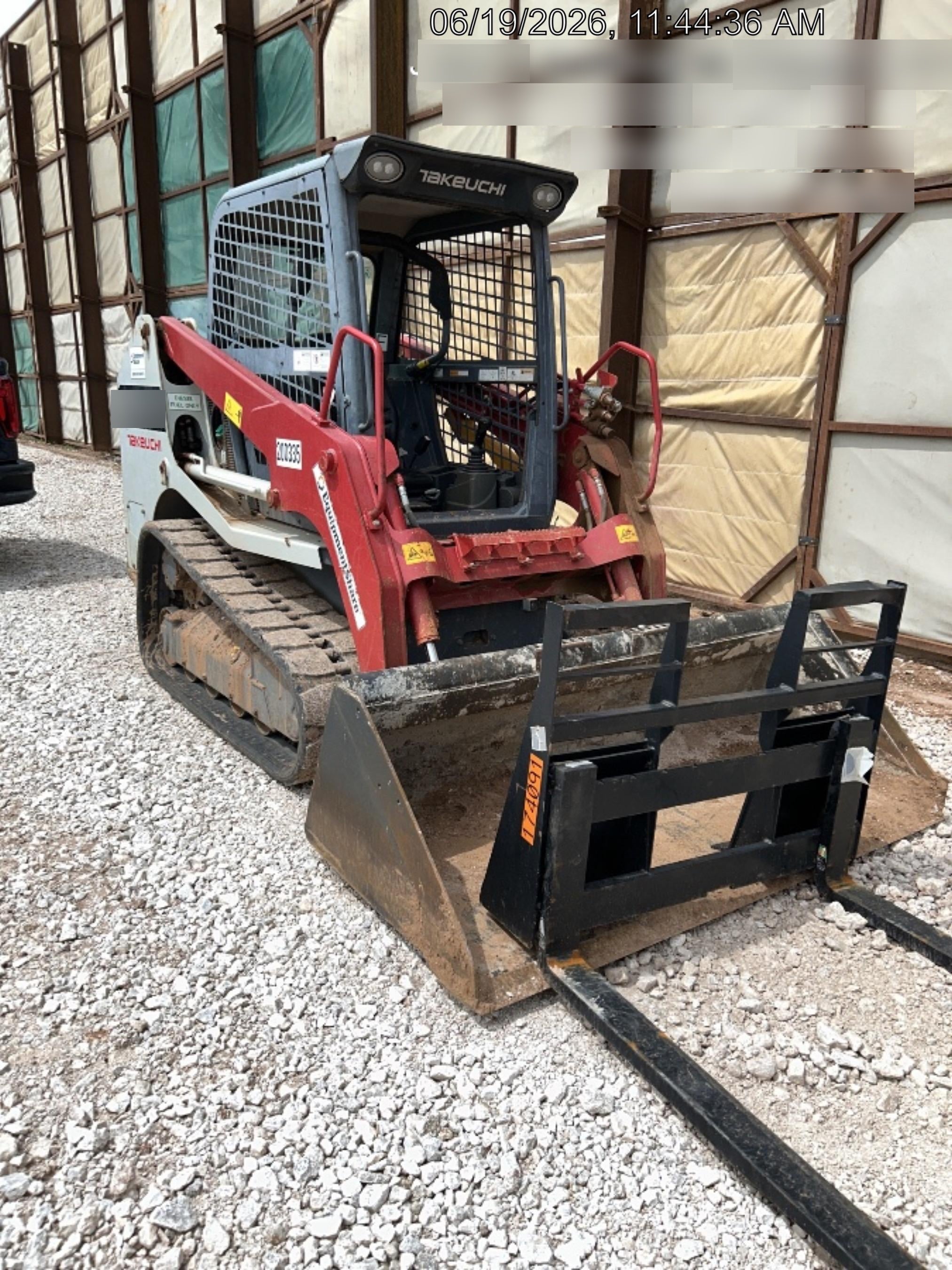 2022 TAKEUCHI TL8R2-R