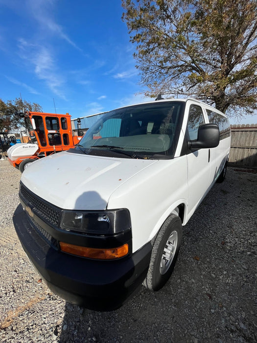 2023 CHEVROLET Express Van - Rental