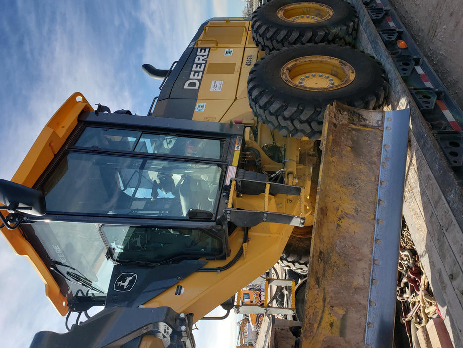 2019 JOHN DEERE 672G