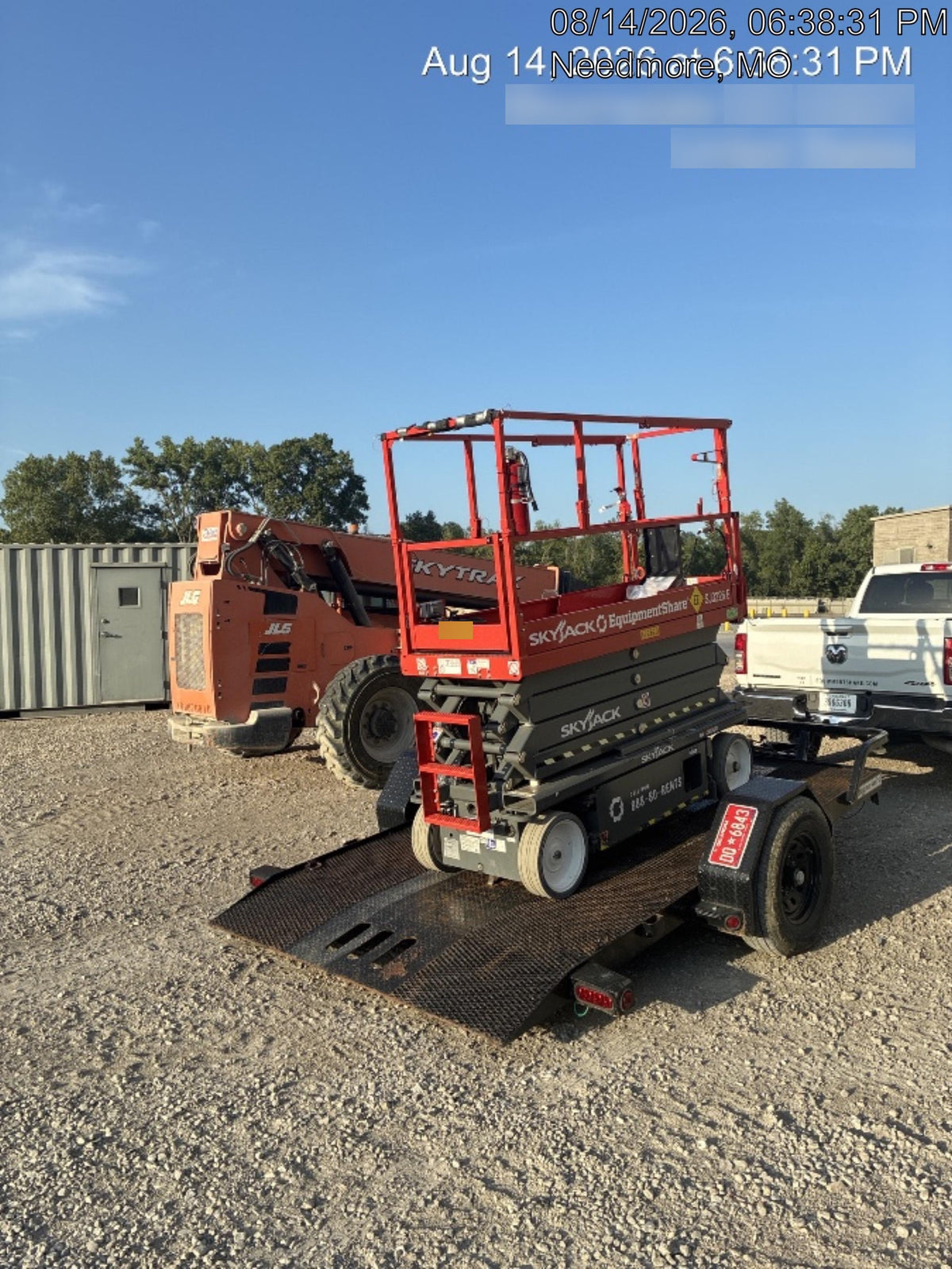 2022 LOADTRAIL Tilt-Deck Rental Trailer