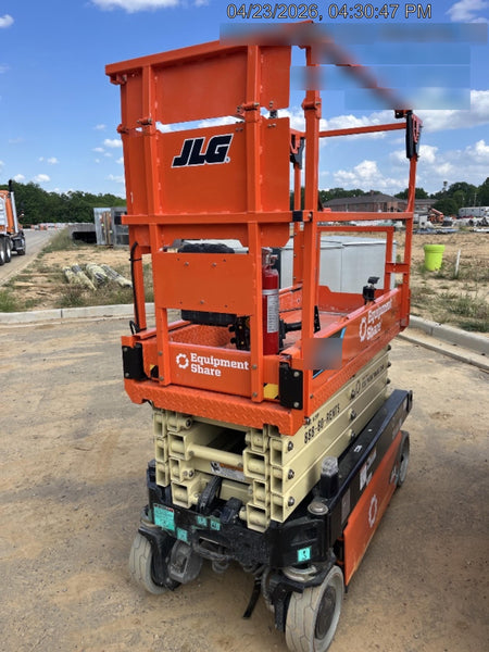 2025 JLG ES1932