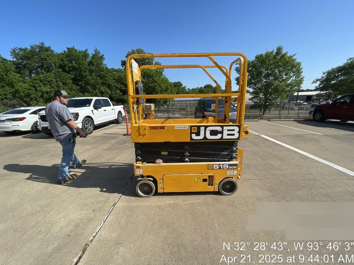2021 JCB S1930E