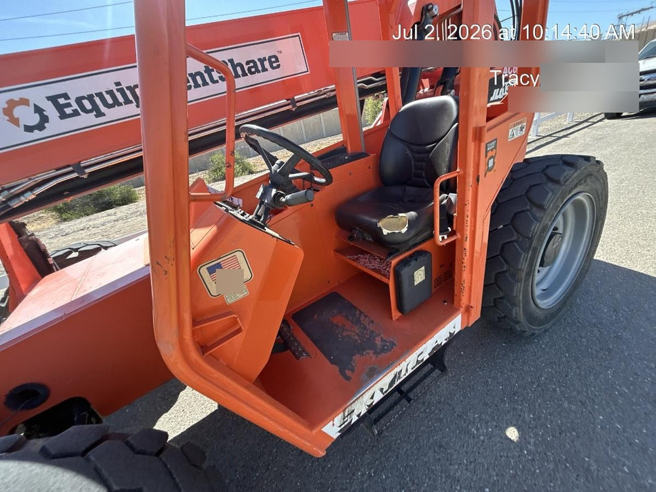 2021 JLG 6036
