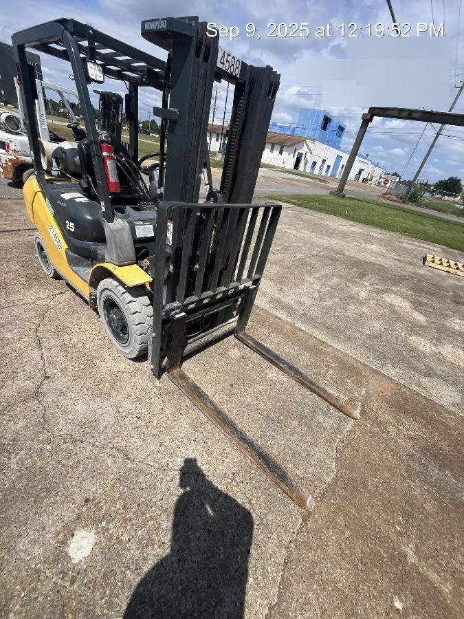 2022 KOMATSU FG25T-16