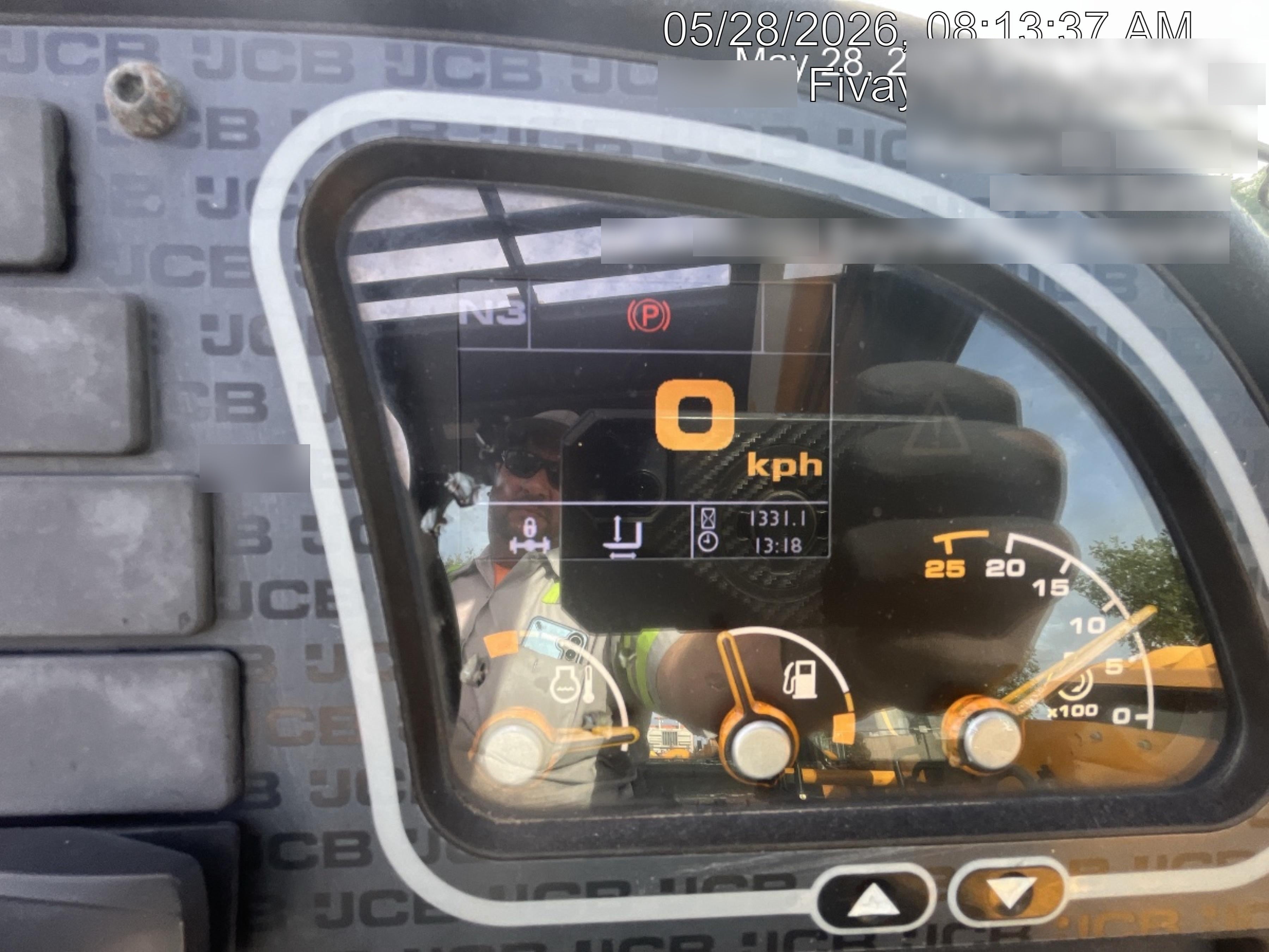2023 JCB 510-56