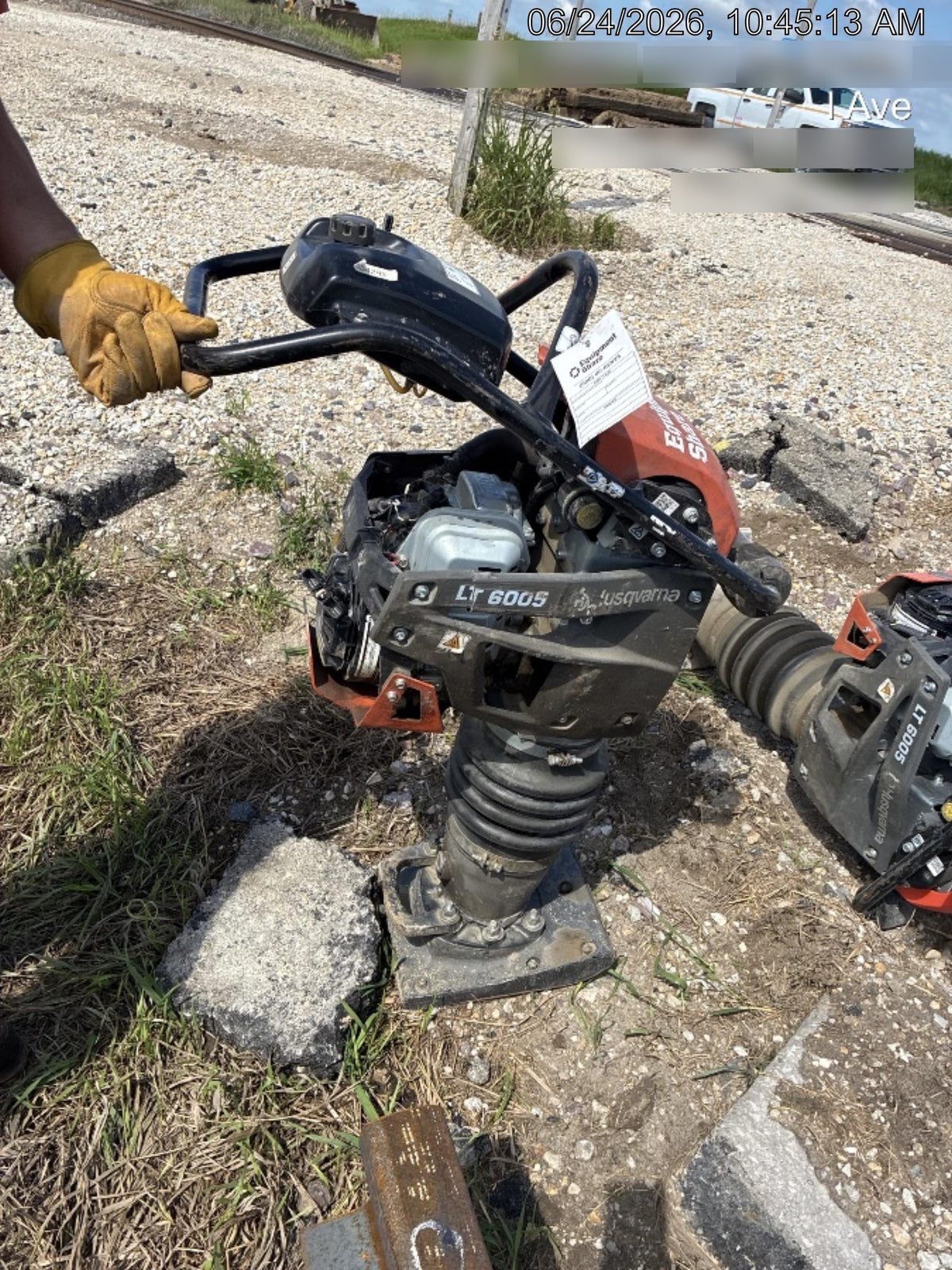 2025 HUSQVARNA LT6005