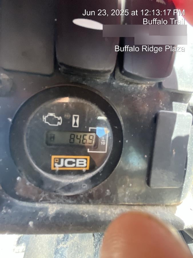 2023 JCB 510-56