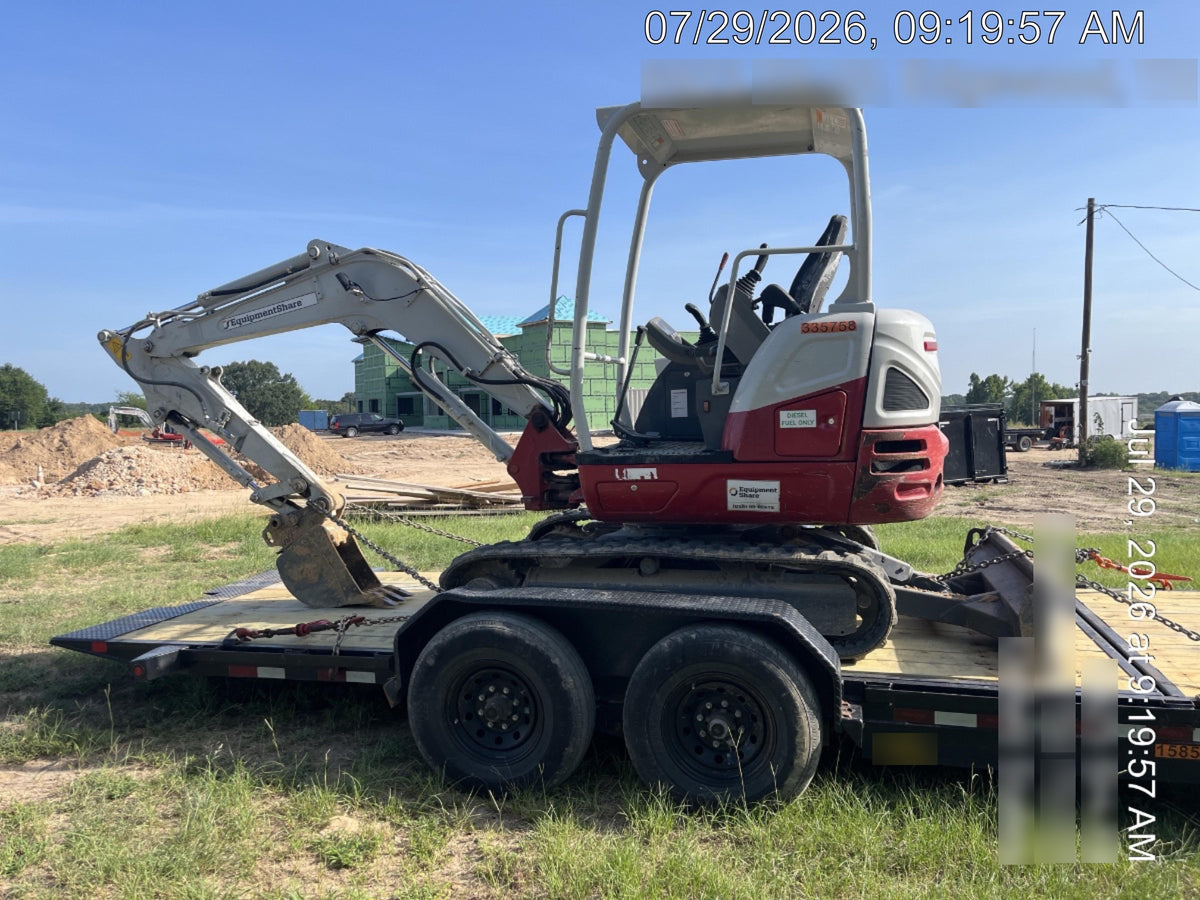 2023 TAKEUCHI TB235-2R