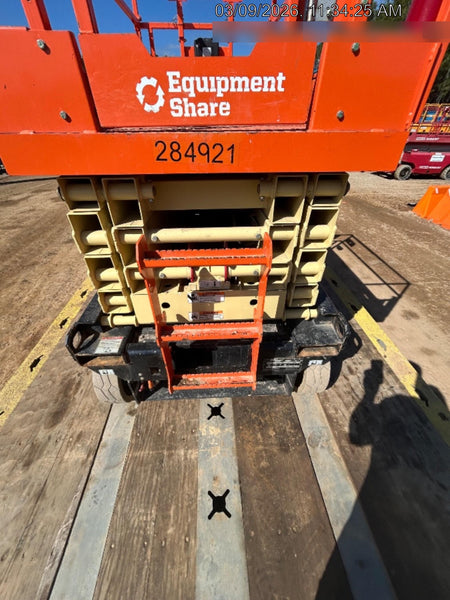 2022 JLG ES3246