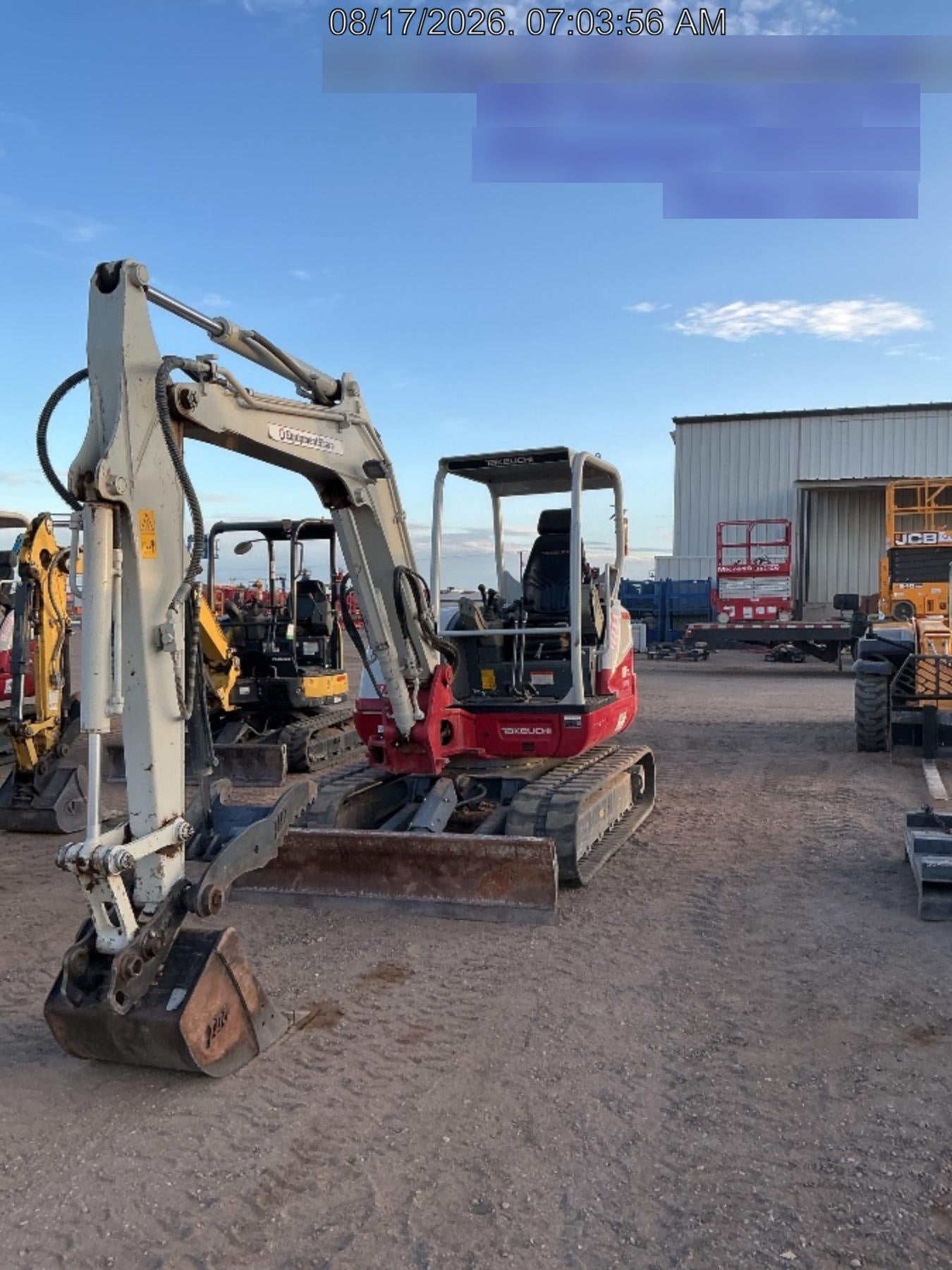 2023 TAKEUCHI TB250-2R