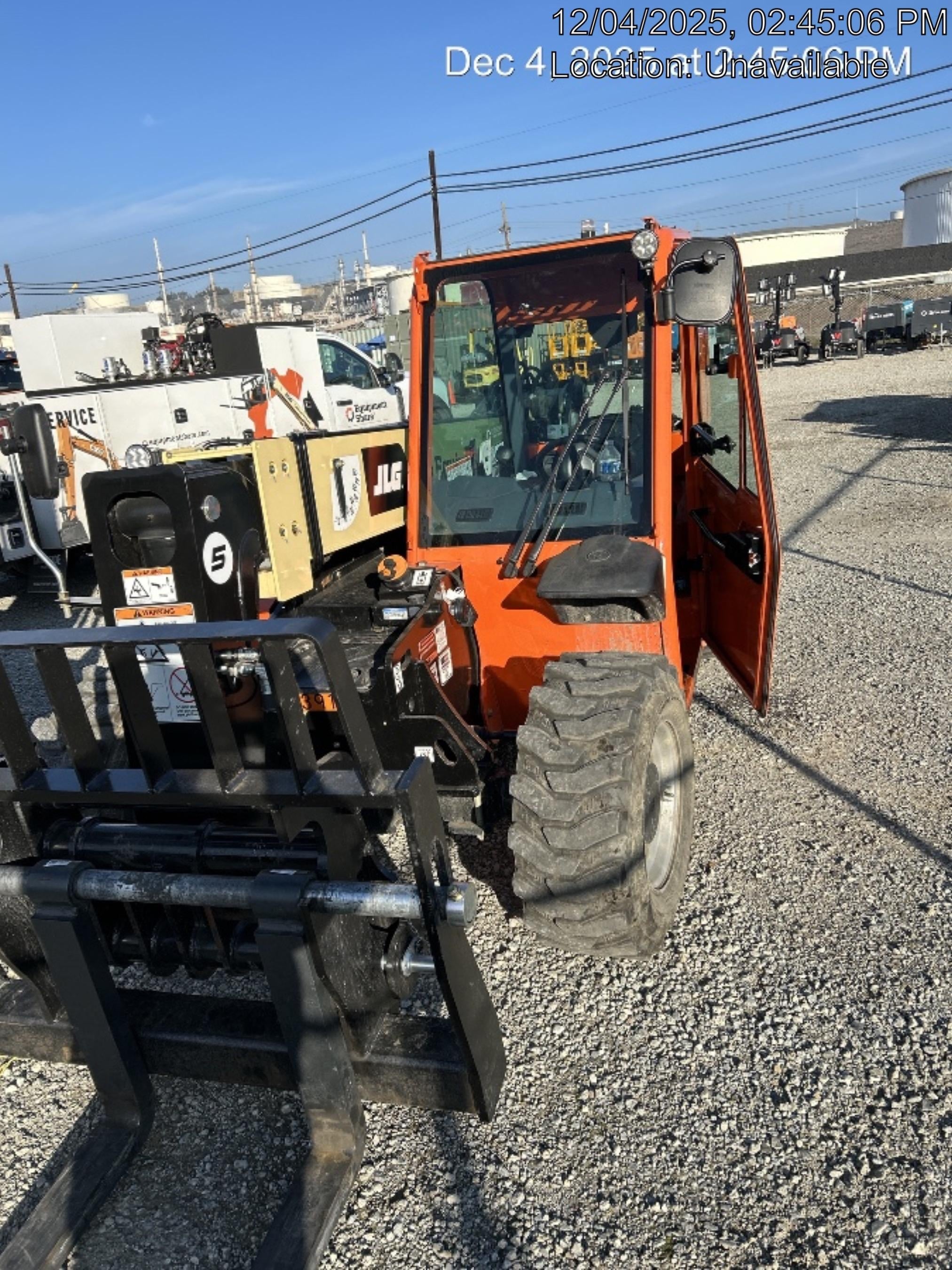 2025 JLG 519