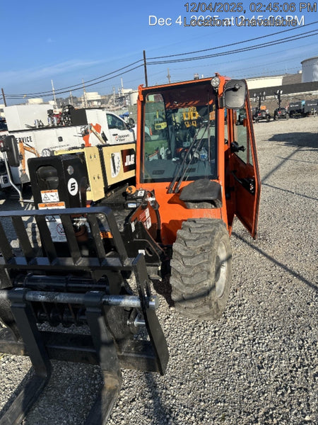 2025 JLG 519