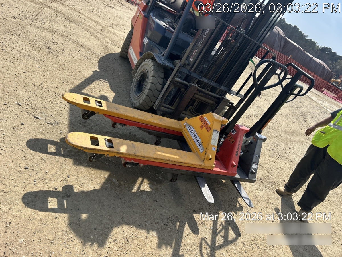 2021 ULINE 4400 lb Pallet Jack