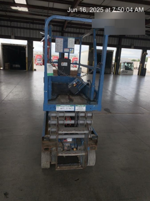 2017 Genie GS-1930 Genie GS-1930 Lift w/Fixed Rail and Chain Entry