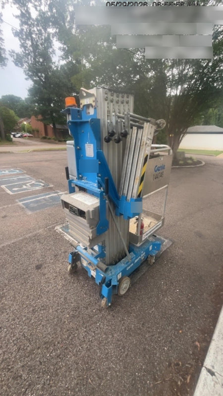 2021 GENIE AWP-30S DC