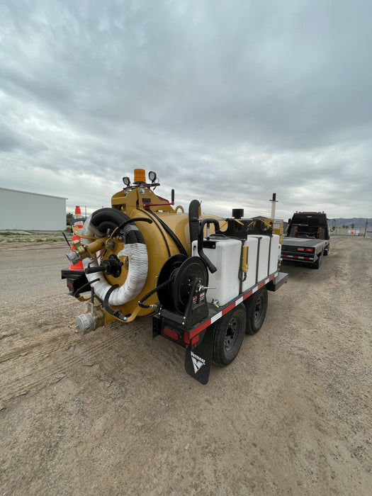 2023 Vac-Tron LP573XDT T4 Koehler Diesel Engine, 500 Gallon Debris Tank, x2 100 Gallon Water Tanks