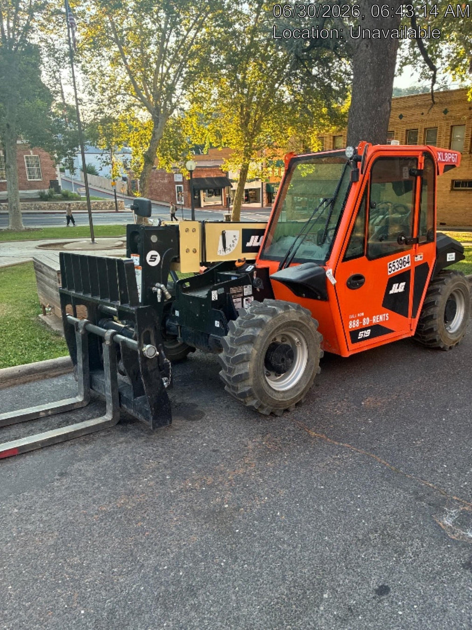 2025 JLG 519