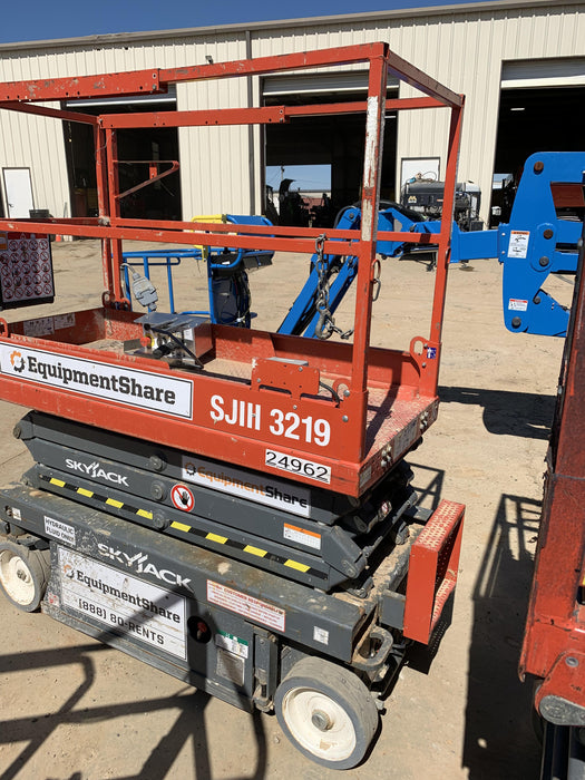 2019 Skyjack SJIII-3219 Skyjack SJIII3219 Standard w/Trojan Batteries