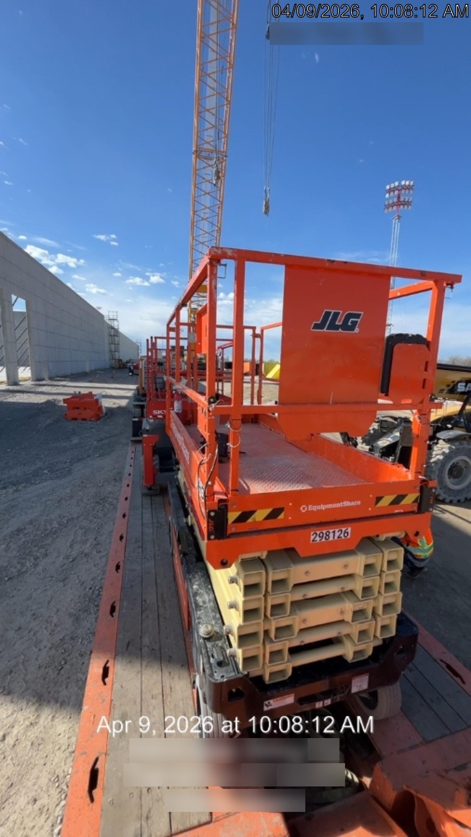 2023 JLG R4045