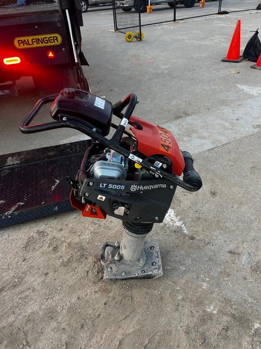 2024 HUSQVARNA LT5005