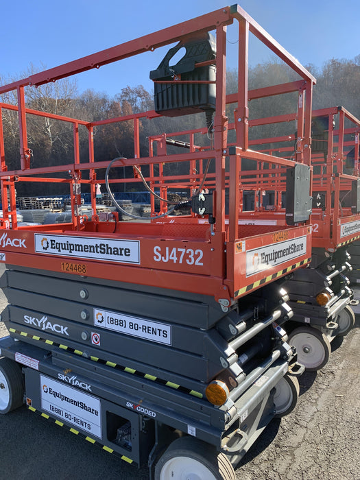 2021 SKYJACK SJ4732