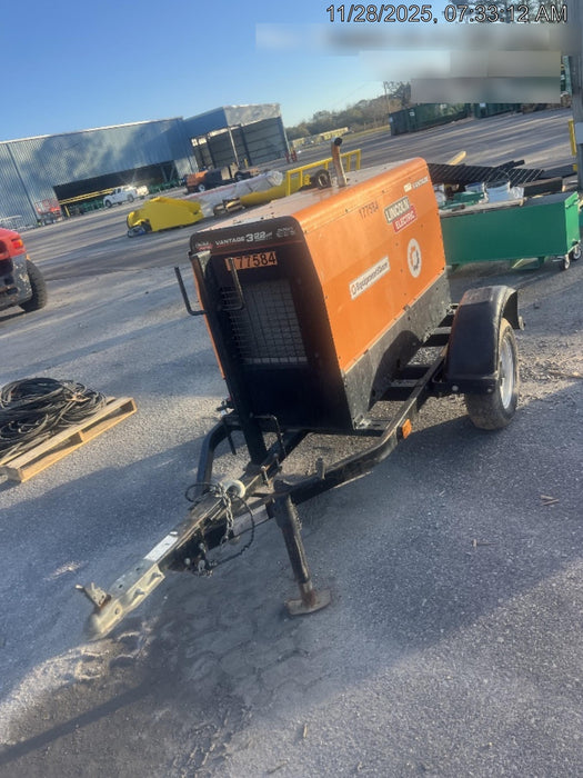 2021 Lincoln Electric Vantage 322 Vantage 322 Ready Pak 3 w/ Decals, ORANGE (includes trailer, cable rack, fender light kit) NO Telematics