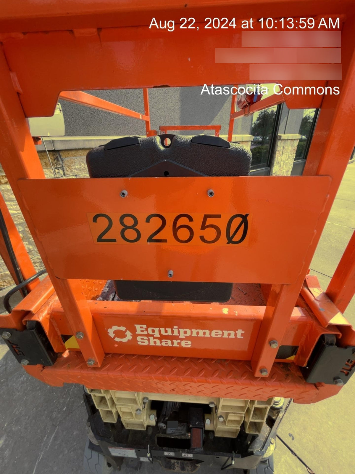 2022 JLG ES1932