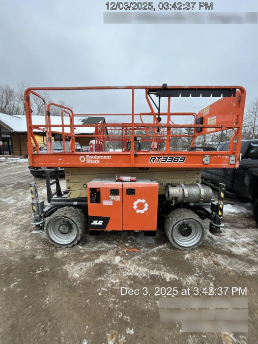 2022 JLG RT3369
