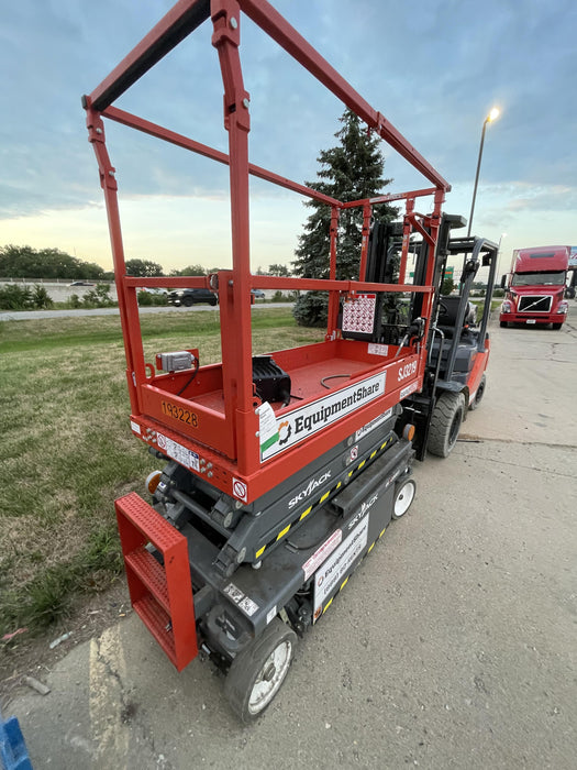 2021 SKYJACK SJ3219