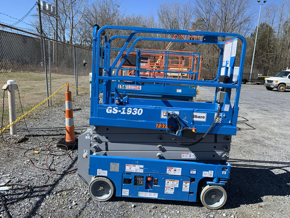 2020 Genie GS-1930 Fixed rails with chain entry gate - Pre A92.20