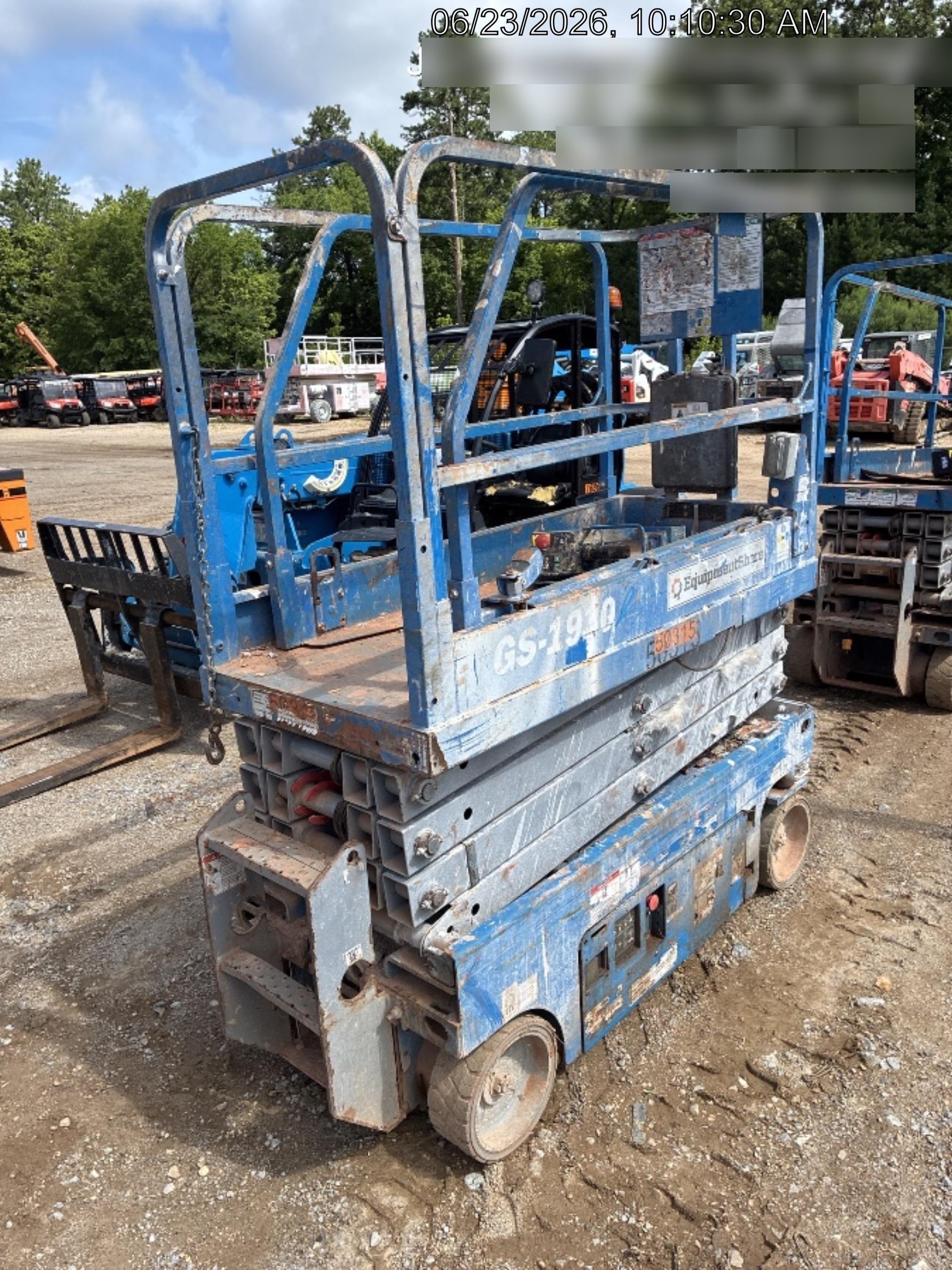 2019 Genie GS-1930 Fixed Rails with Chain Entry