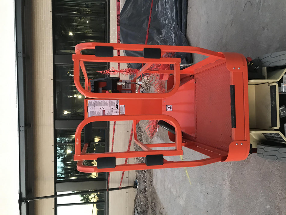 2021 JLG 1230ES