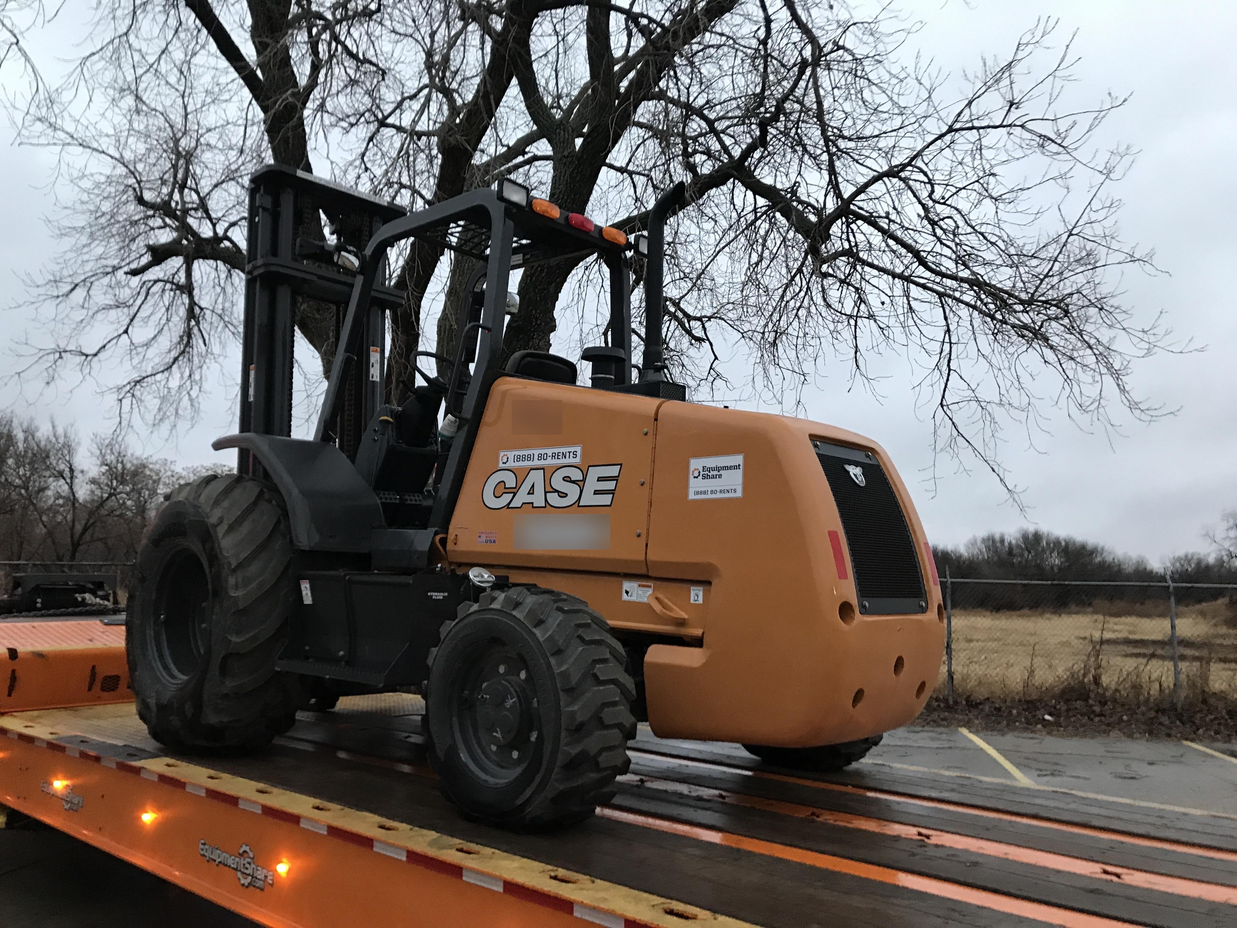 2019 CASE 588H