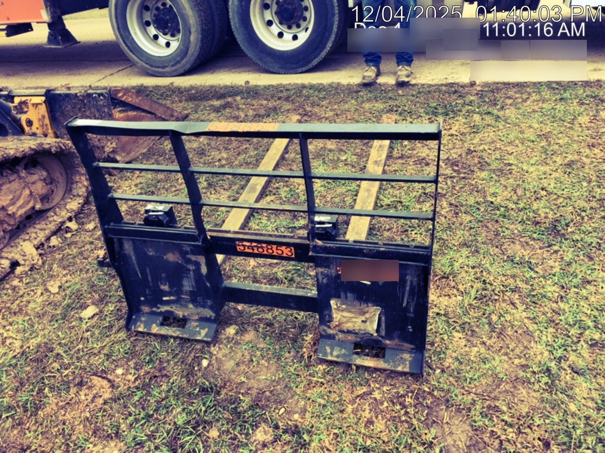 2025 ARROW MATERIAL HANDLING F5100CB - 72"