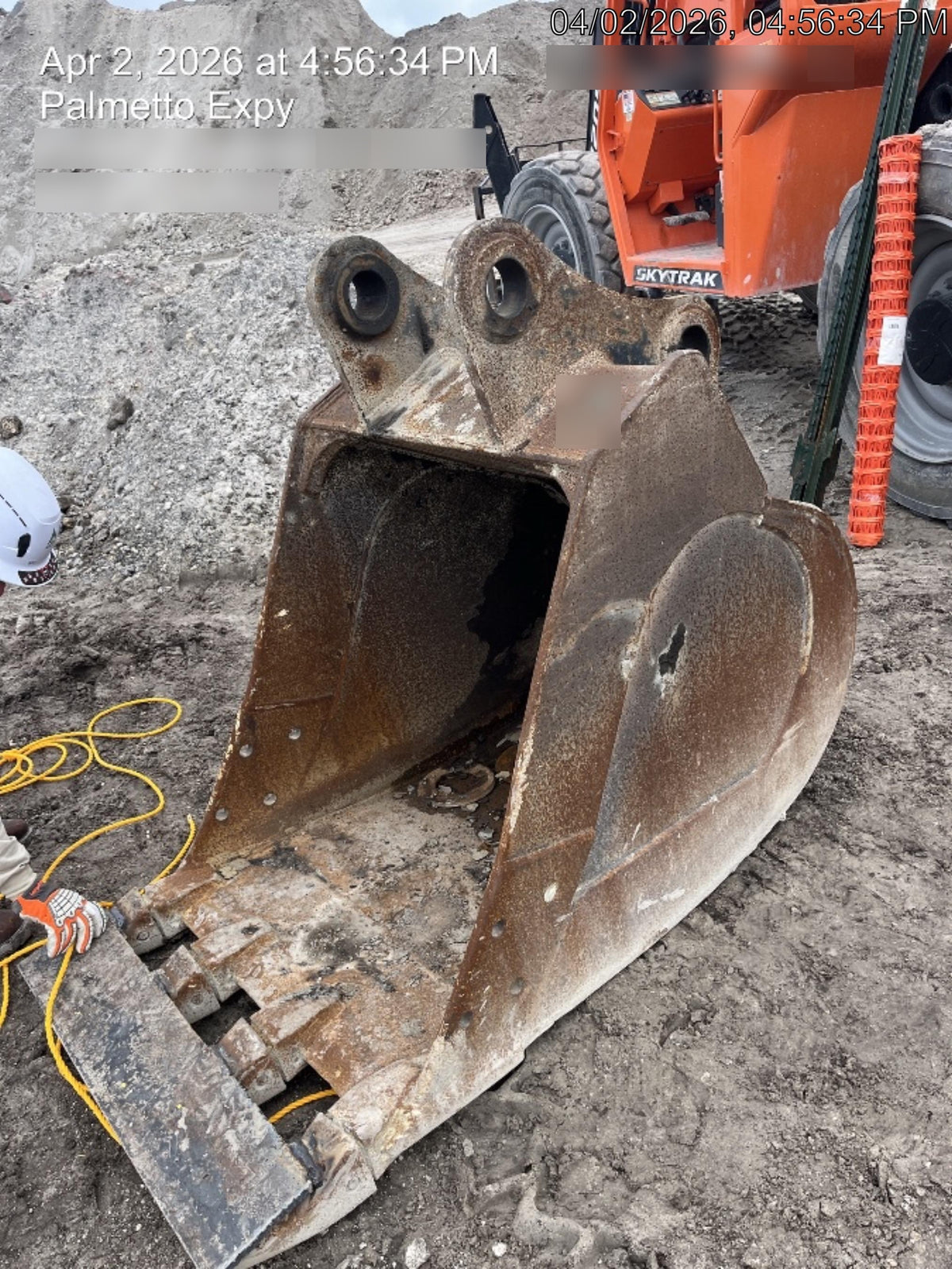 2020 FLECO 36" Bucket - Fleco