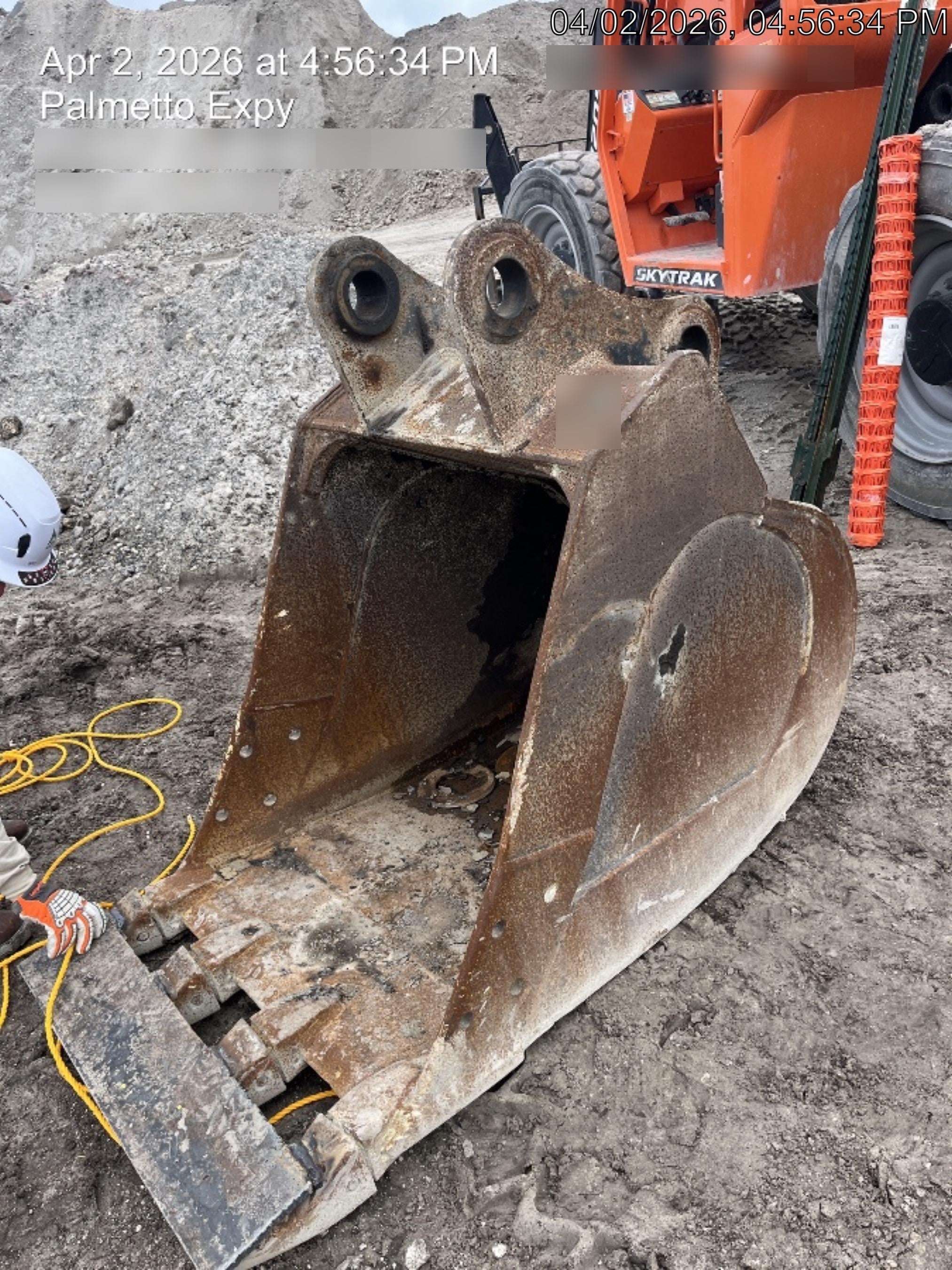 2020 FLECO 36" Bucket - Fleco