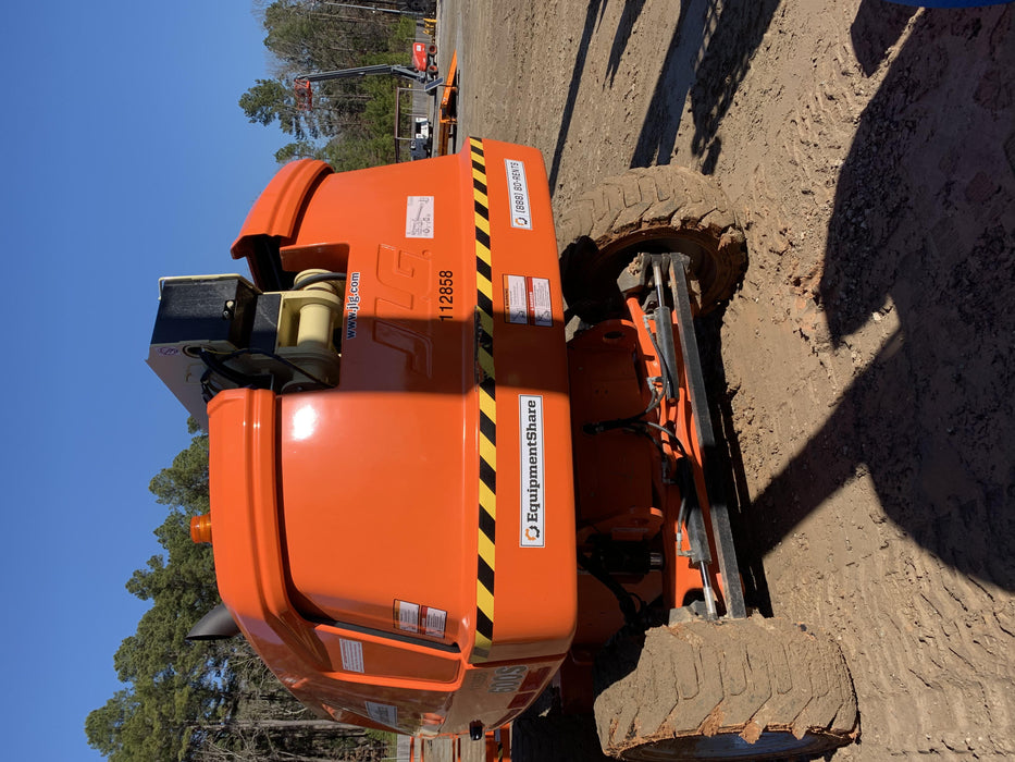 2020 JLG 600S