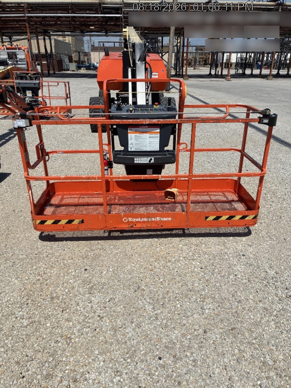 2025 JLG 800AJ