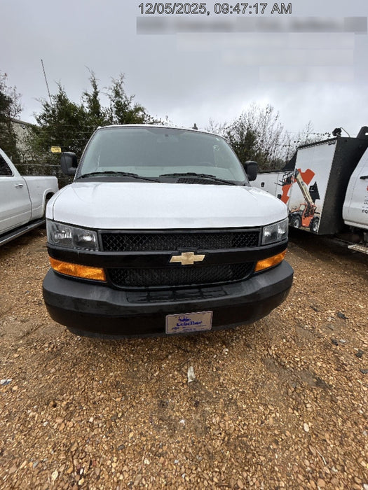 2023 CHEVROLET Express Van - Rental