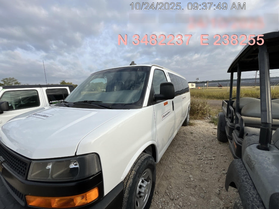2023 CHEVROLET Express Van - Rental