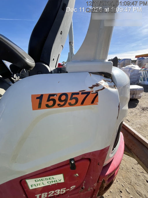 2021 TAKEUCHI TB235-2R