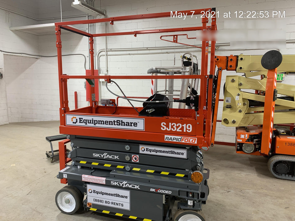 2021 SKYJACK SJ3219