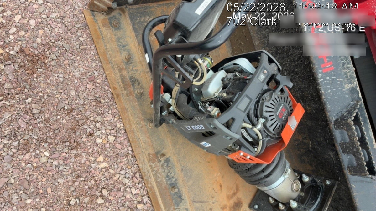 2025 HUSQVARNA LT6005